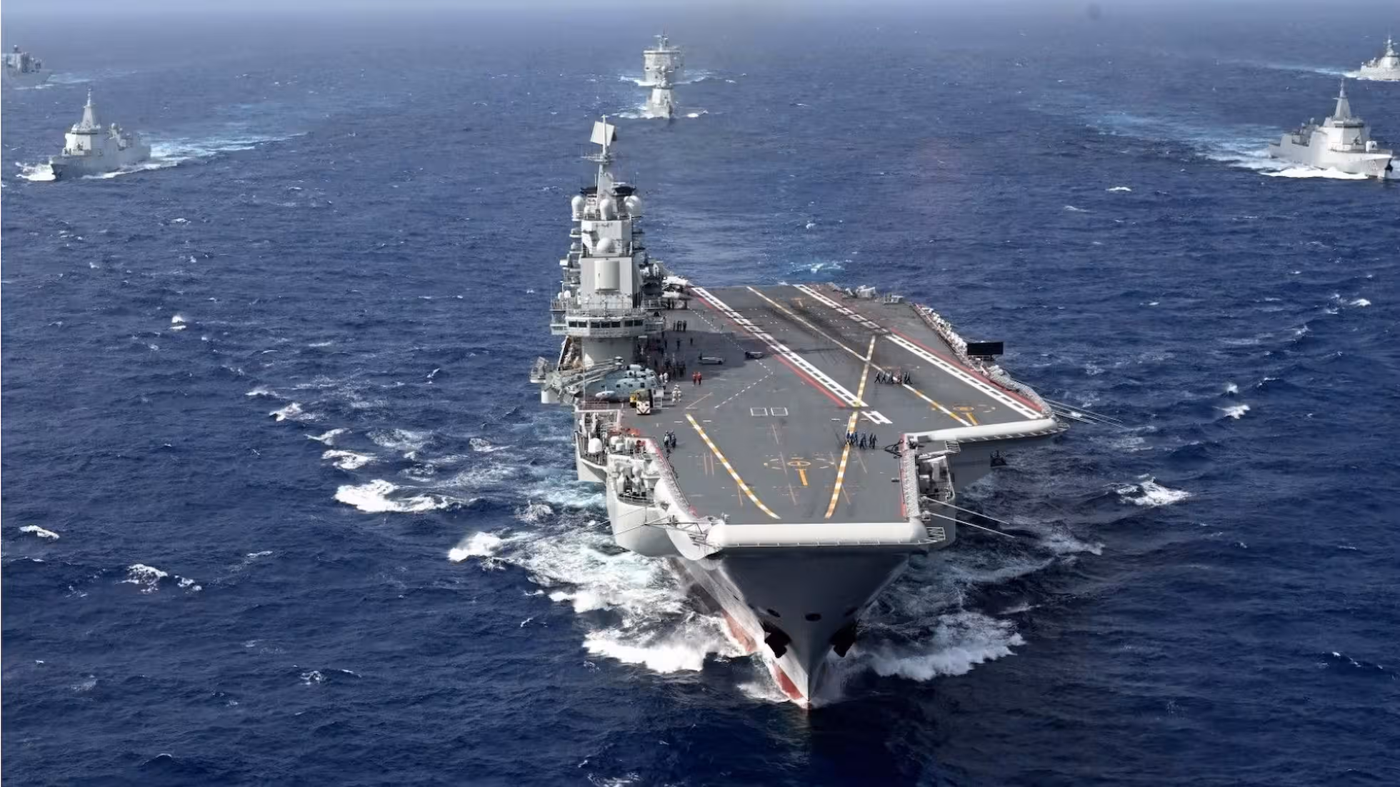 DiMi - Varyag Aircraft Carrier Comes to China
